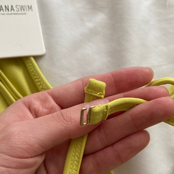 LaHana xl piper triangle bikini top in pine lime never worn adjustable - Picture 9 of 12